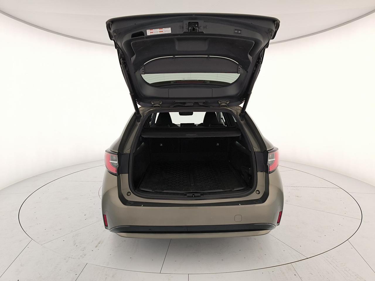 Toyota Corolla touring sports 1.8h style cvt