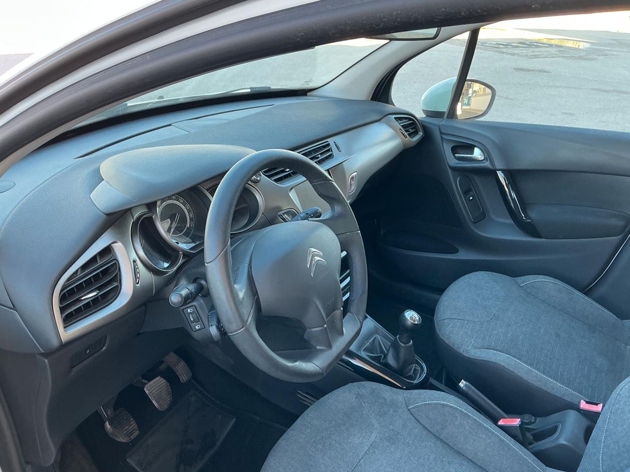 Citroen C3 PureTech 82 Live Edition