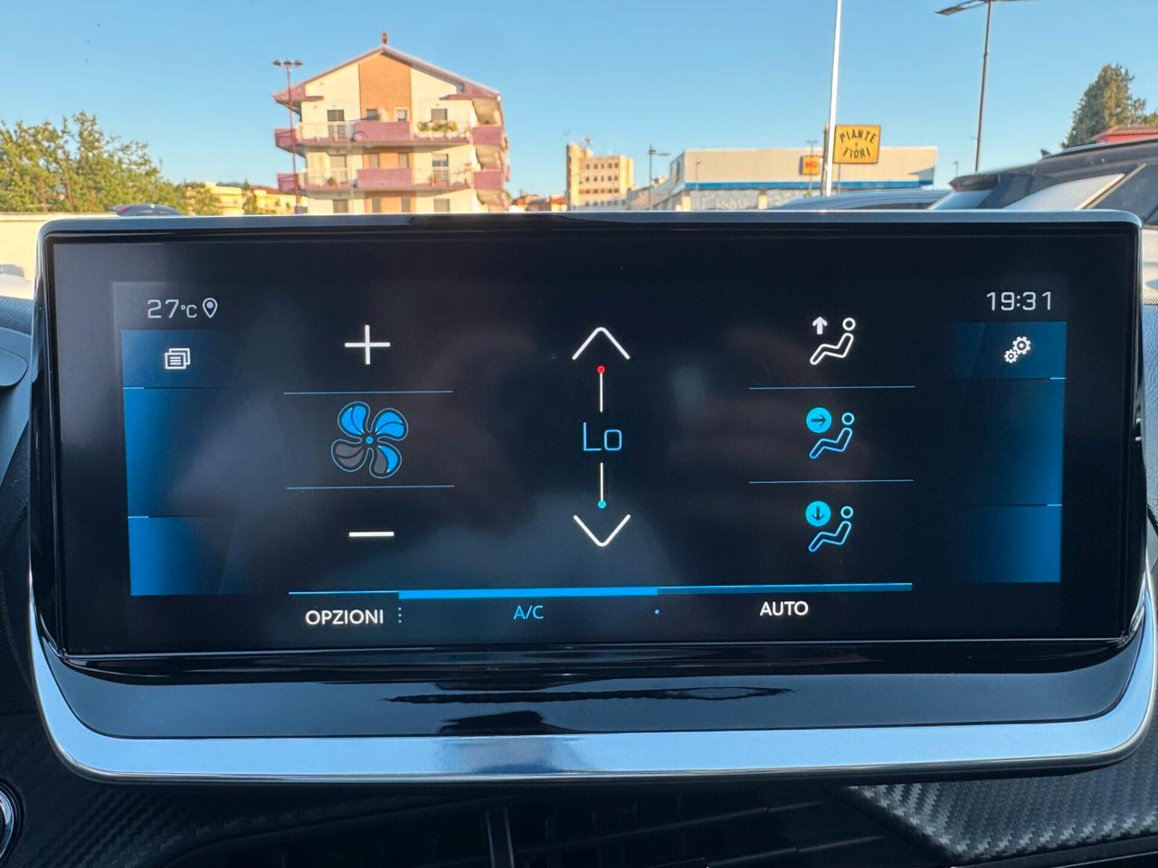 Peugeot 2008 BlueHDi 130 S&S EAT8 Allure S