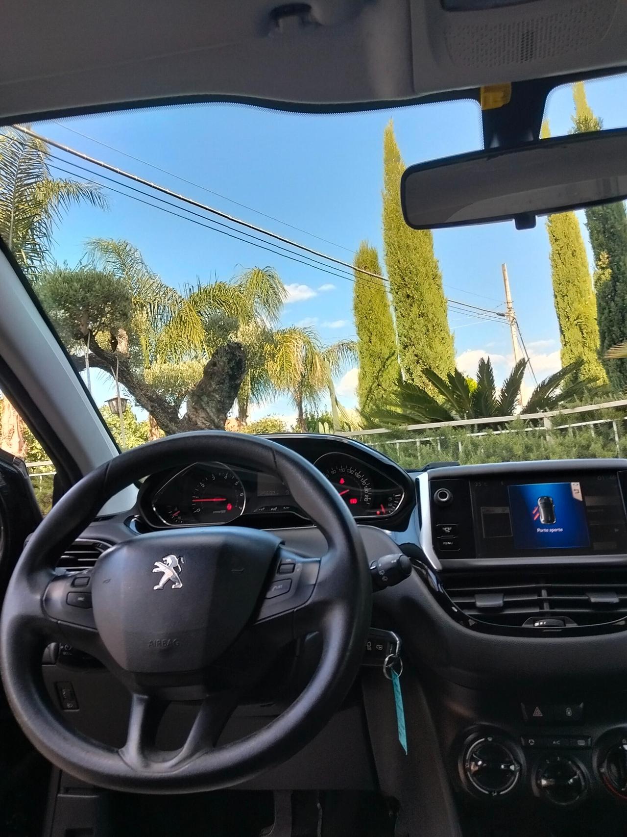Peugeot 208 1.2 VTi 82 CV 5 porte Allure