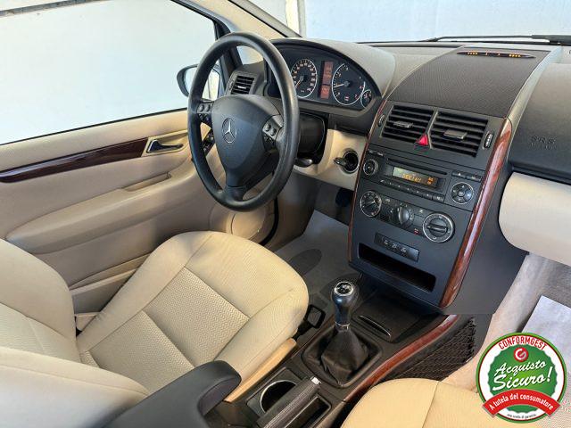 MERCEDES-BENZ A 170 Elegance Edition 10