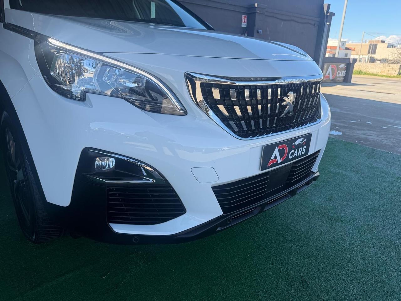 Peugeot 3008 BlueHDi 130 EAT8 Allure