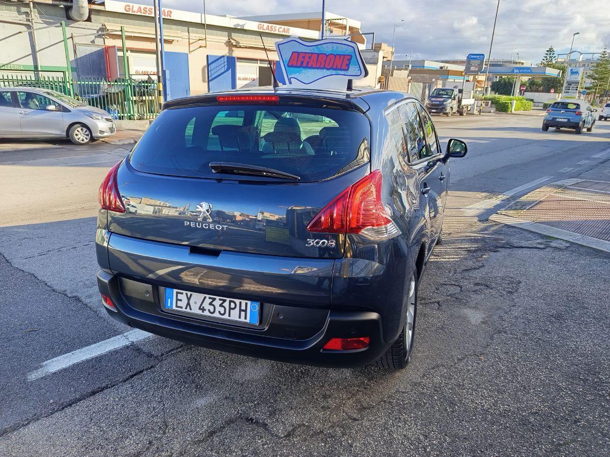 PEUGEOT 3008 1.6 HDi 115 CV Active TETTO PAN.