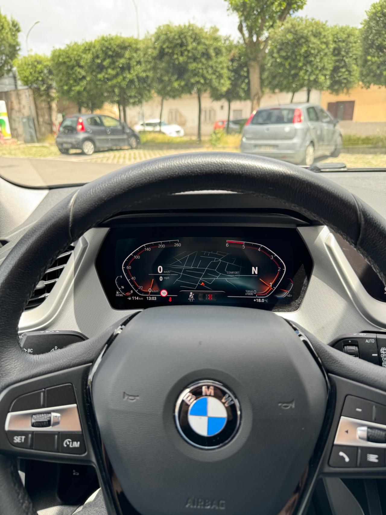 Bmw 116 116d 5p. Advantage