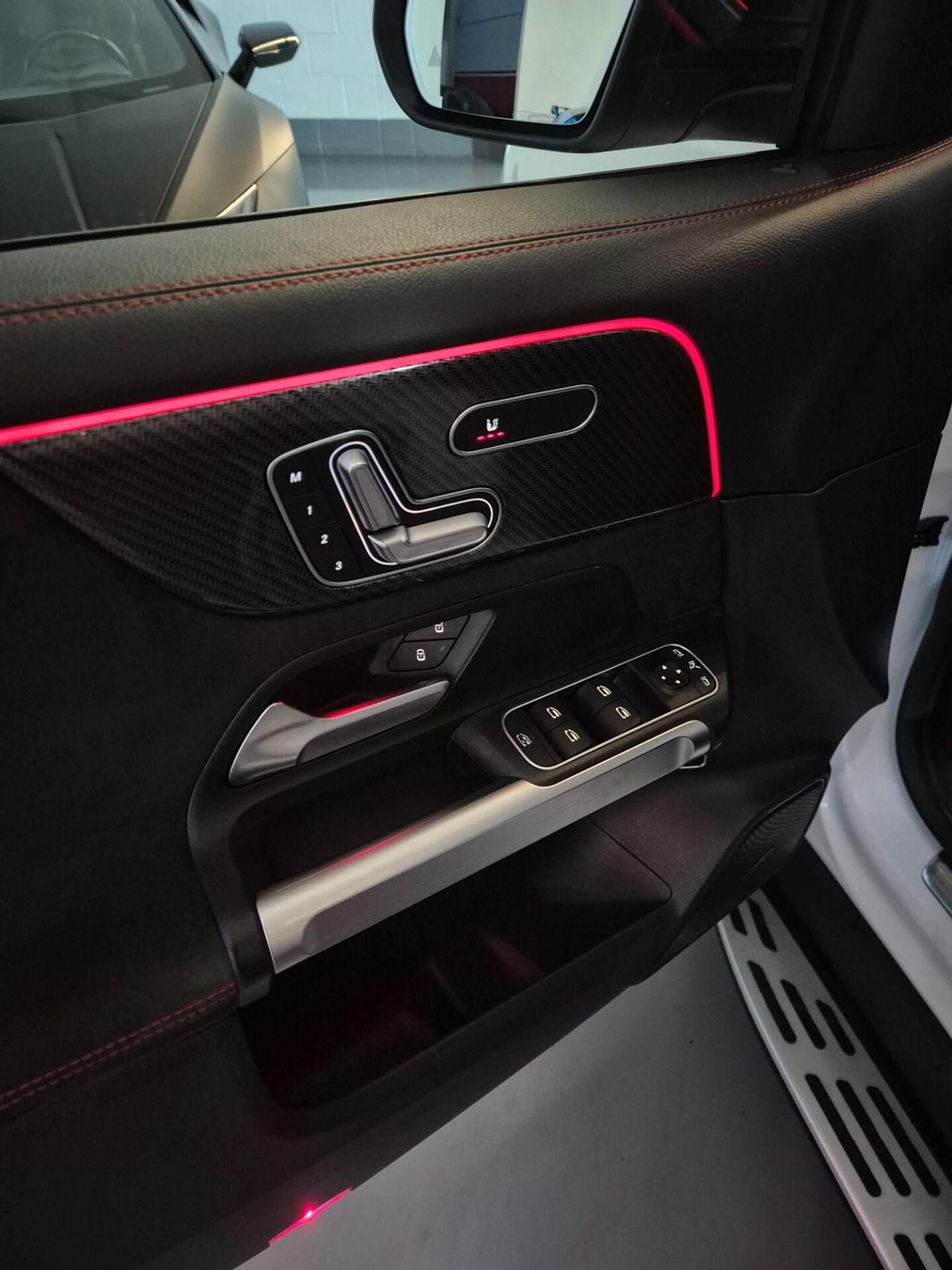 Mercedes-Benz GLB 35 AMG 4Matic 2.0cc 306cv Burmester Tetto apribile