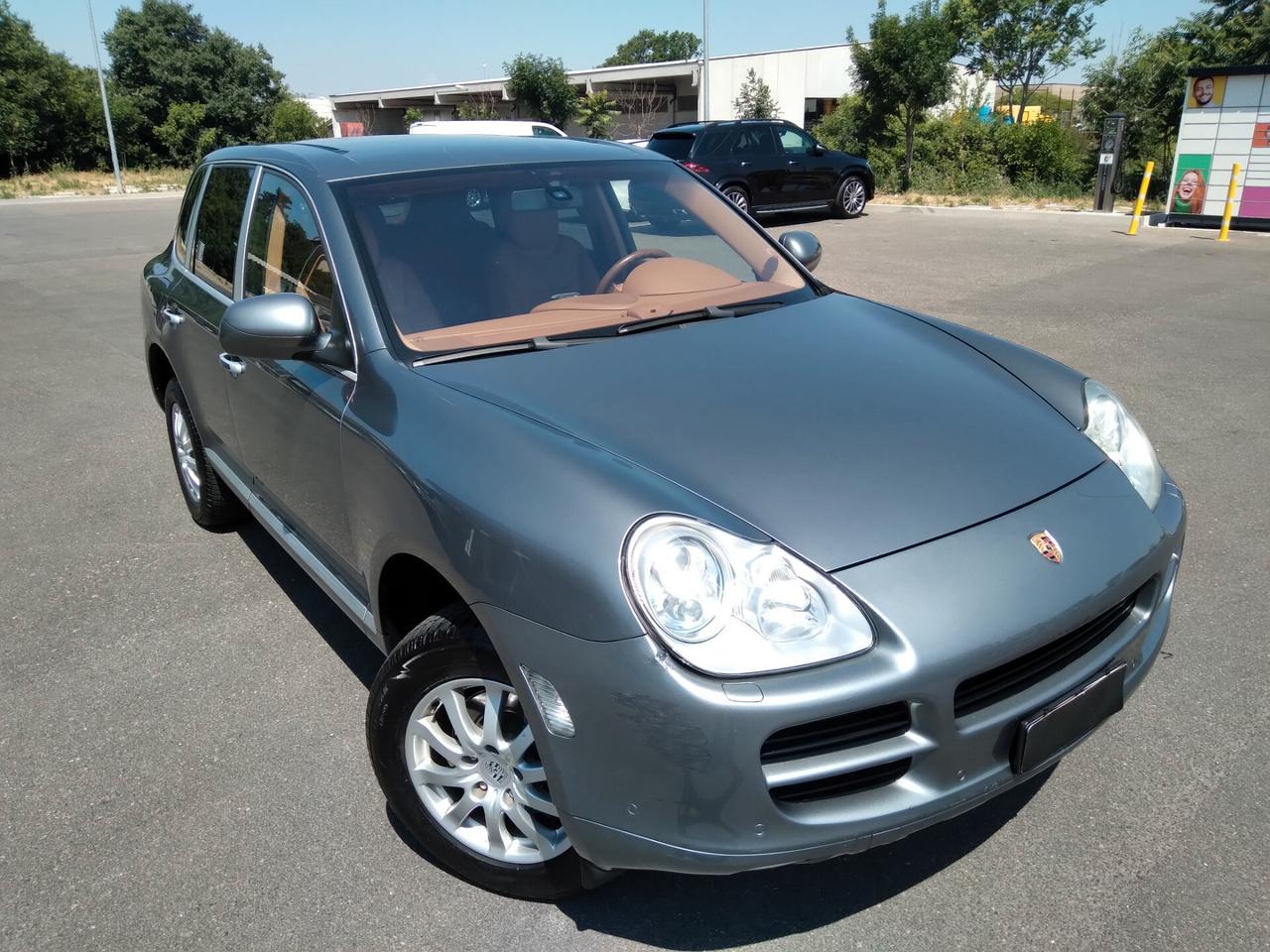 Porsche Cayenne 3.2 V6 250cv cambio manuale 6marce