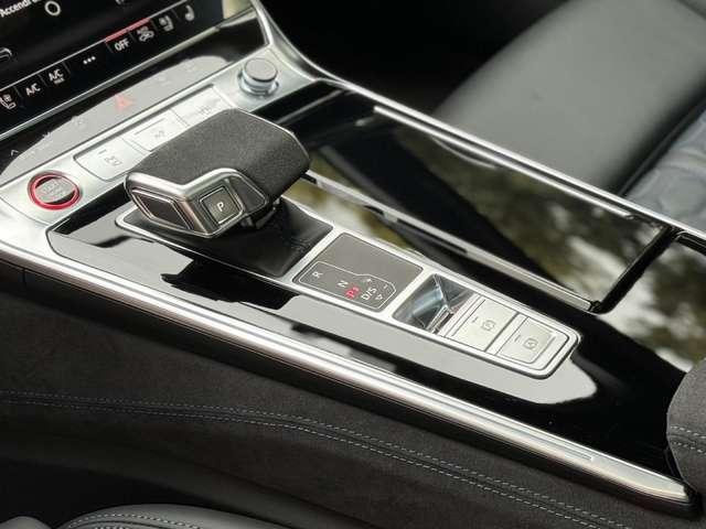 Audi RS6 Avant V8 4.0 MHEV PERFORMANCE TETTO/SCARICHI RS
