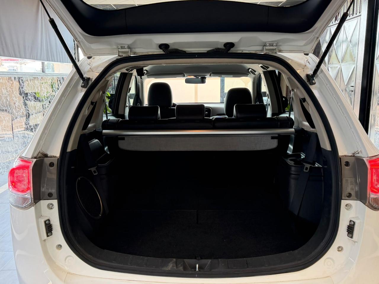 Mitsubishi Outlander 2.2 DI-D 4WD Instyle 7p.
