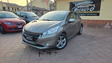 Peugeot 208 PureTech 82 3 porte Allure
