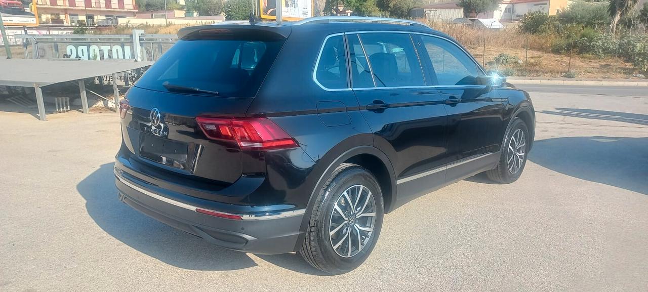 Volkswagen Tiguan 2.0 TDI 150 CV SCR DSG Life