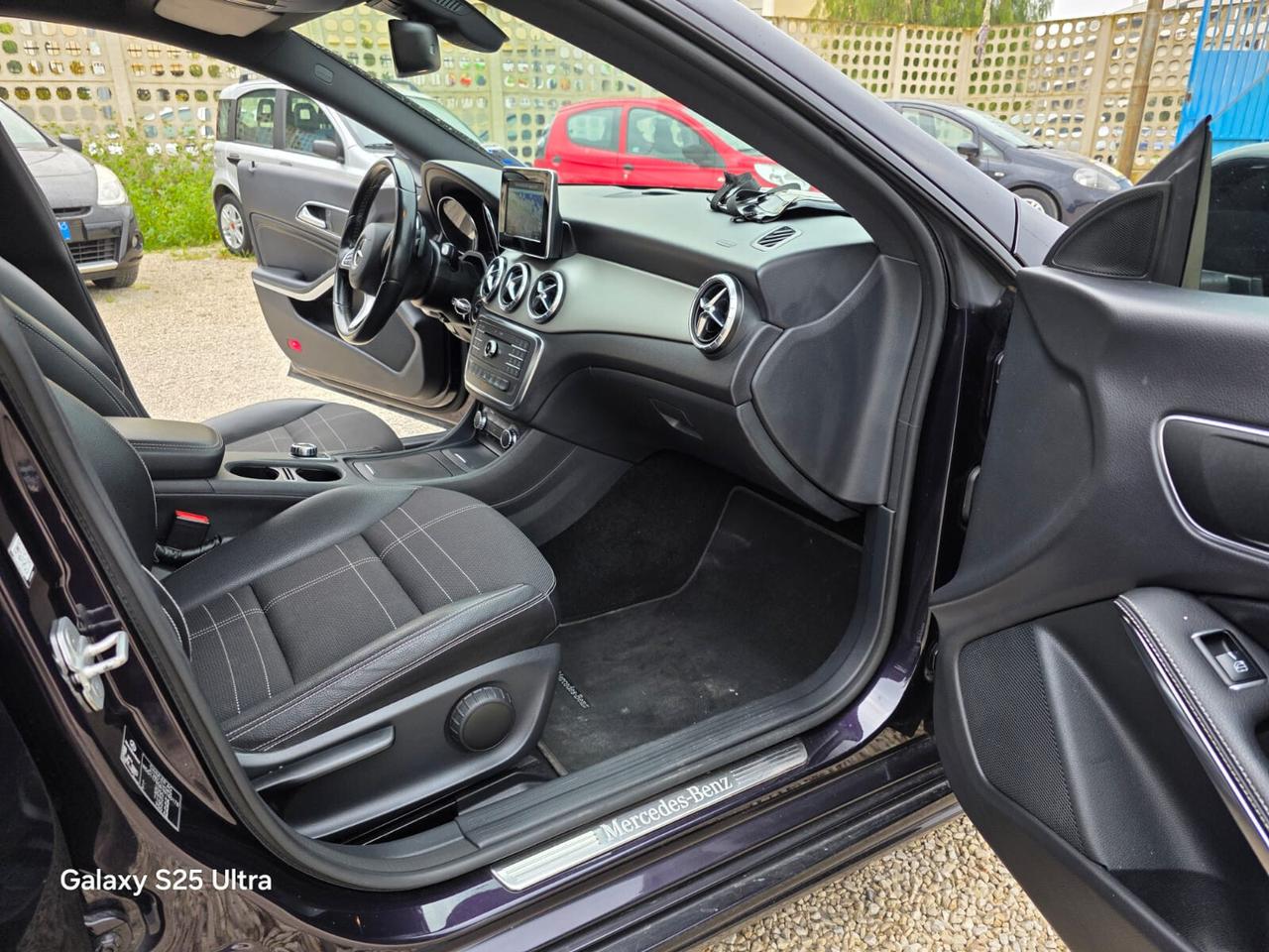 Mercedes CLA 200 CDI S.W. Automatic Premium Dark Night