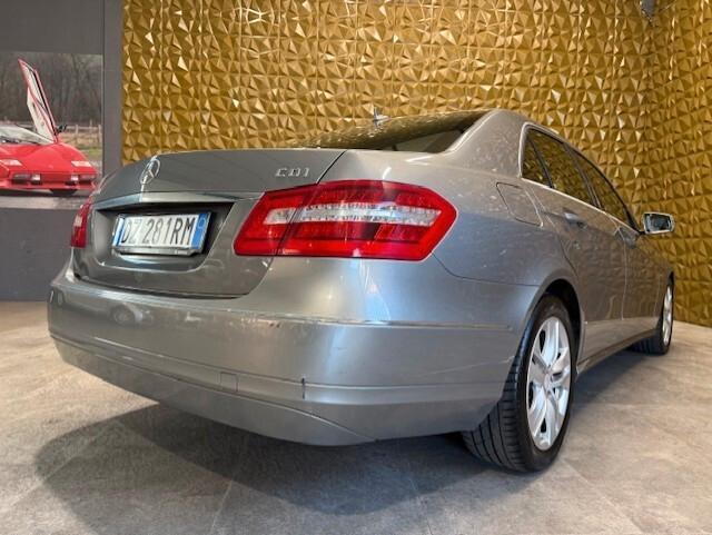 Mercedes-benz E 220 CDI BlueEFFICIENCY Avantgarde