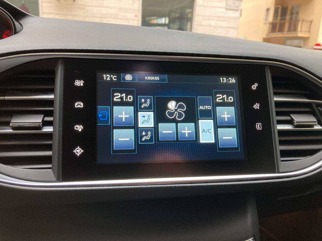 Peugeot 308 1.6 HDi -X NEOPATENTATI- 2014