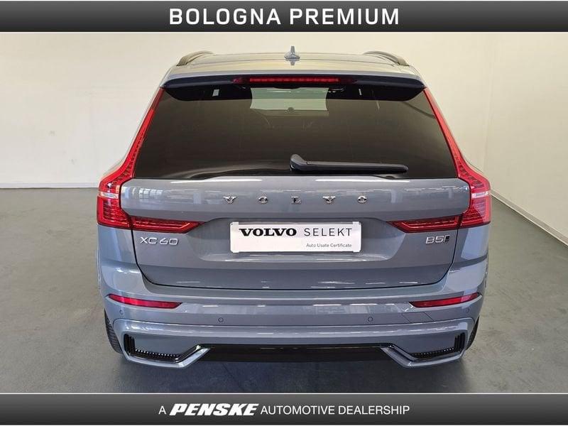 Volvo XC60 XC60 B5 (d) AWD automatico Ultimate Dark