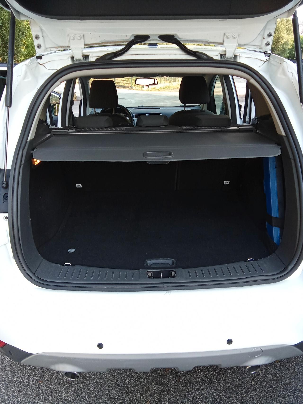 Ford Kuga 2.0 TDCi 140 CV 012
