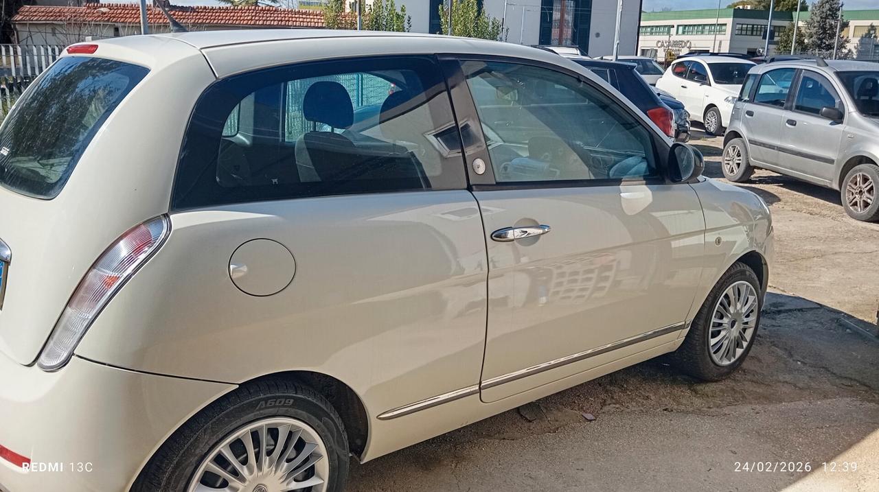 Lancia Ypsilon 1.4 Unyca Ecochic GPL