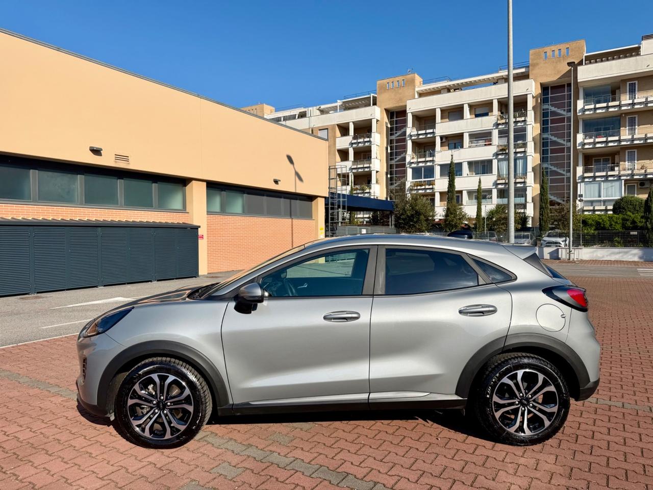 Ford Puma 1.0 Hybrid Titanium Automatica