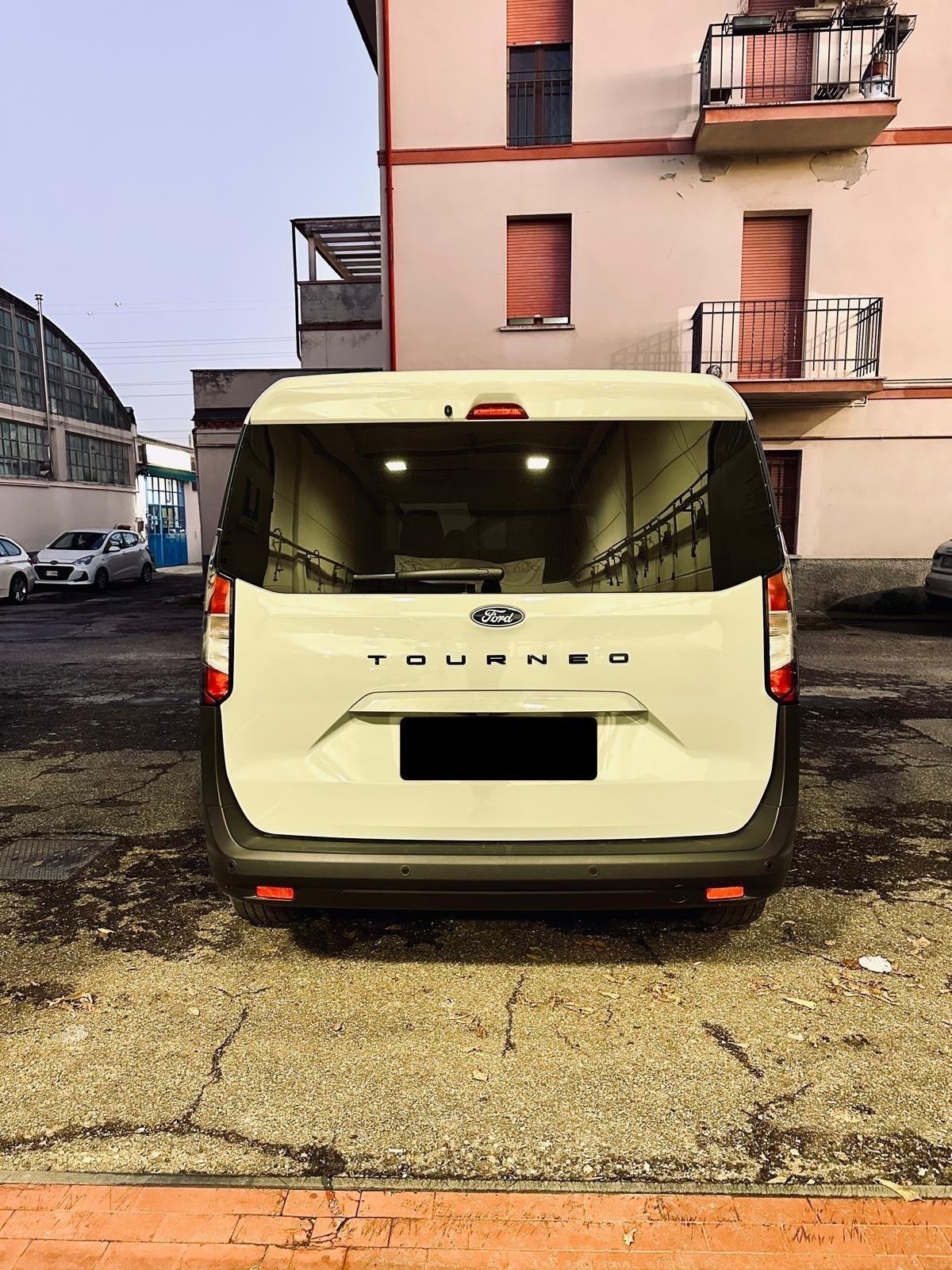 Ford Tourneo Courier Tourneo Courier 1.0 EcoBoost Titanium