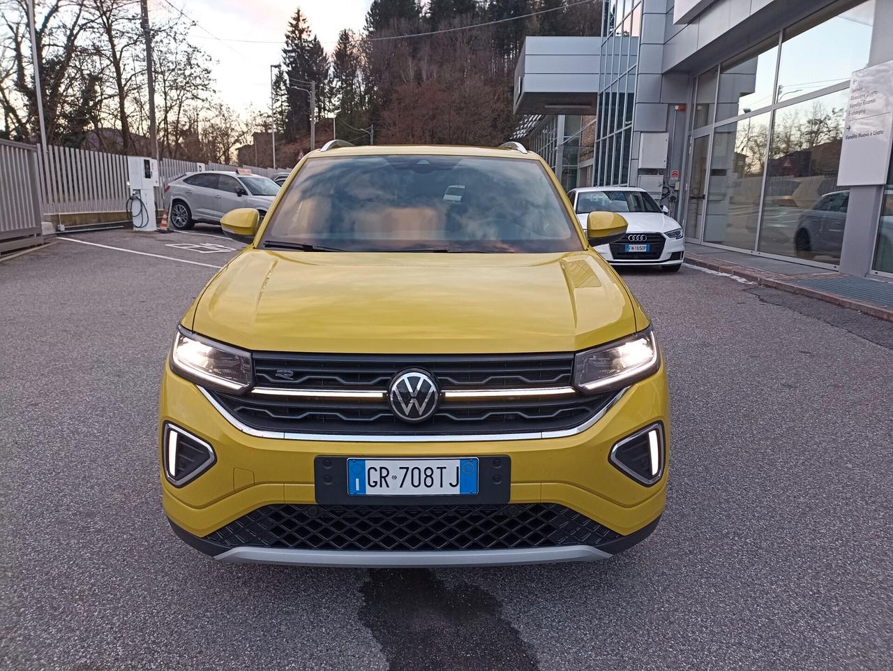 Volkswagen T-Cross 1.0 TSI 115CV Sport DIMOSTRATIVA CON SOLI 1.000 KM FULL OPTIONAL