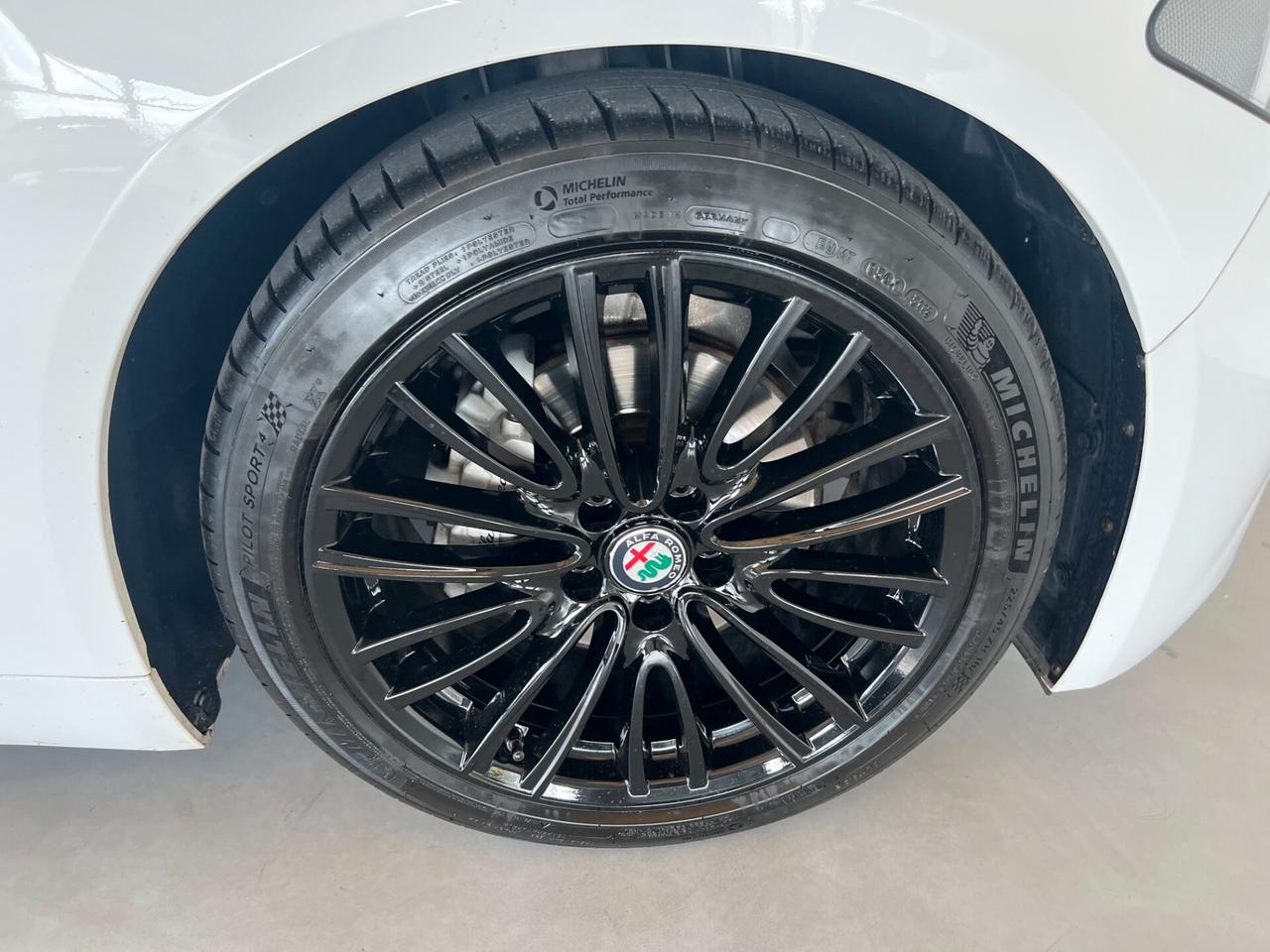 Alfa Romeo Giulia 2.2 Turbodiesel 180 CV AT8 Super