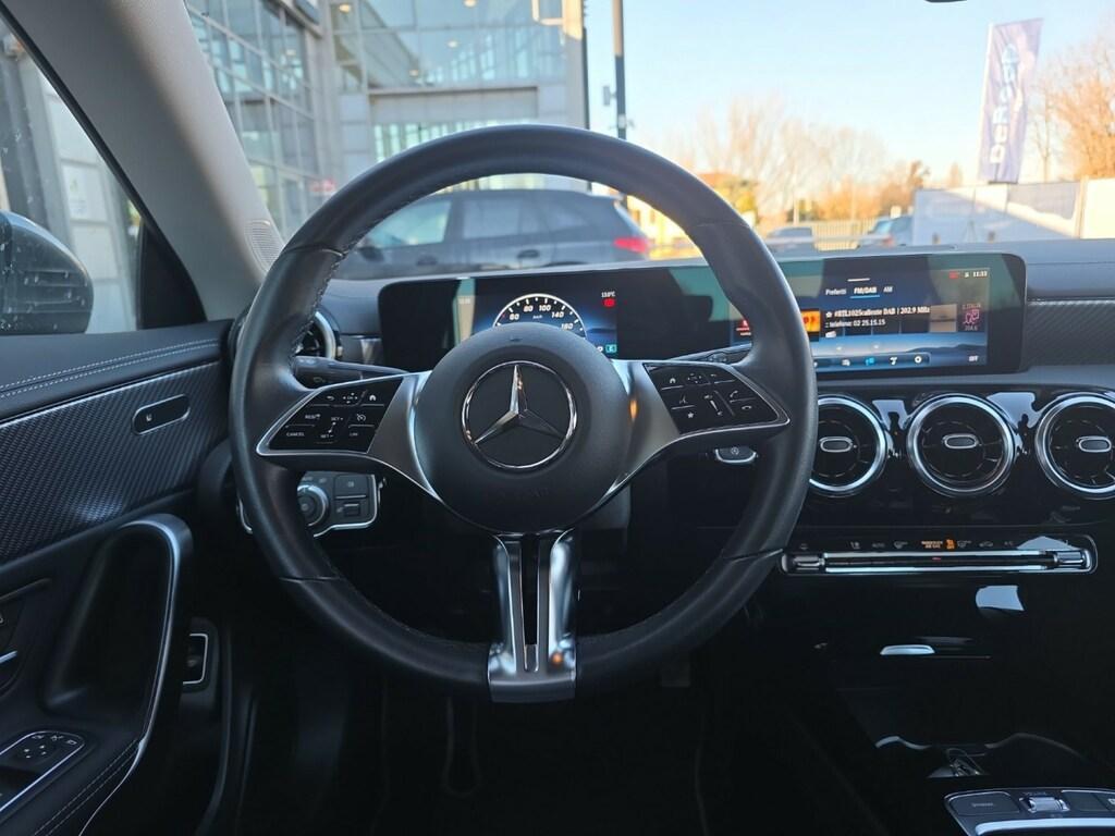 Mercedes CLA 180 180 D Progressive Advanced 8G-DCT