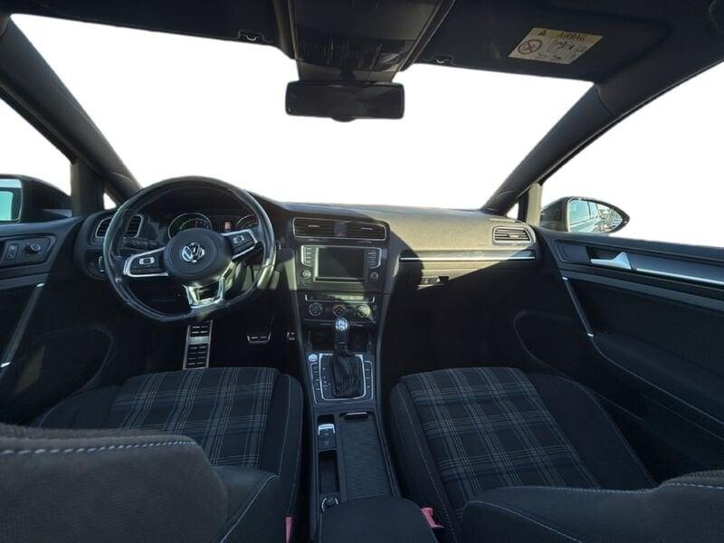 Volkswagen Golf Golf GTE 1.4 TSI DSG 5p. Plug-In-Hybrid