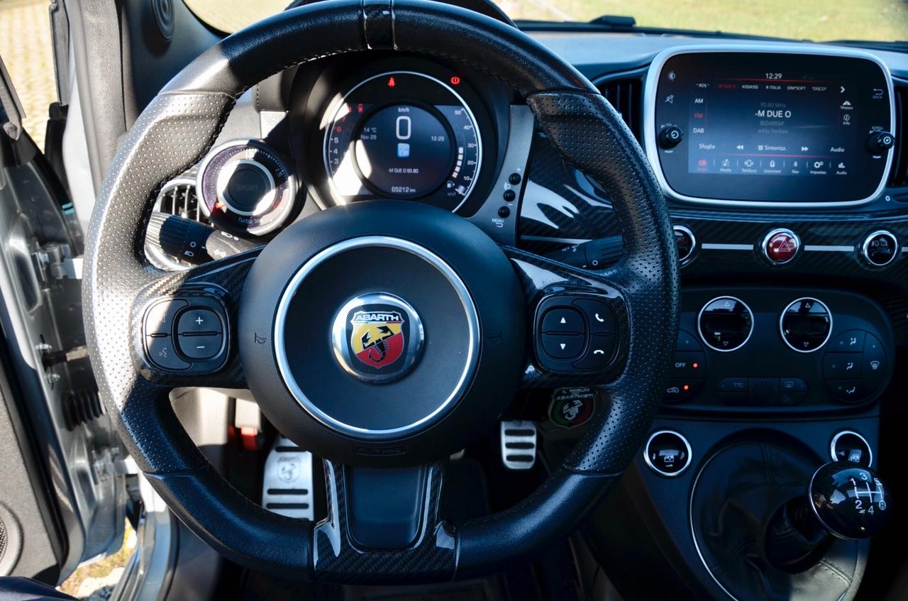 ABARTH 695 1.4 16v RIVALE 180cv, TETTO, AKRAPOVIC, BREMBO, INSERTI IN CARBONIO, PERMUTE