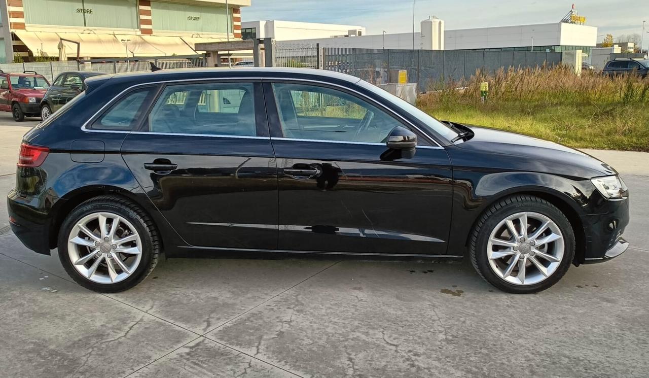 Audi A3 SPB 1.6 TDI 116 CV Business