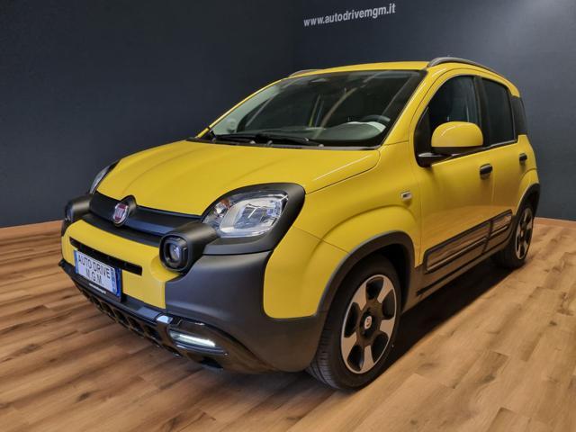 FIAT Panda 1.0 FireFly S&S Hybrid Pandina CROSS