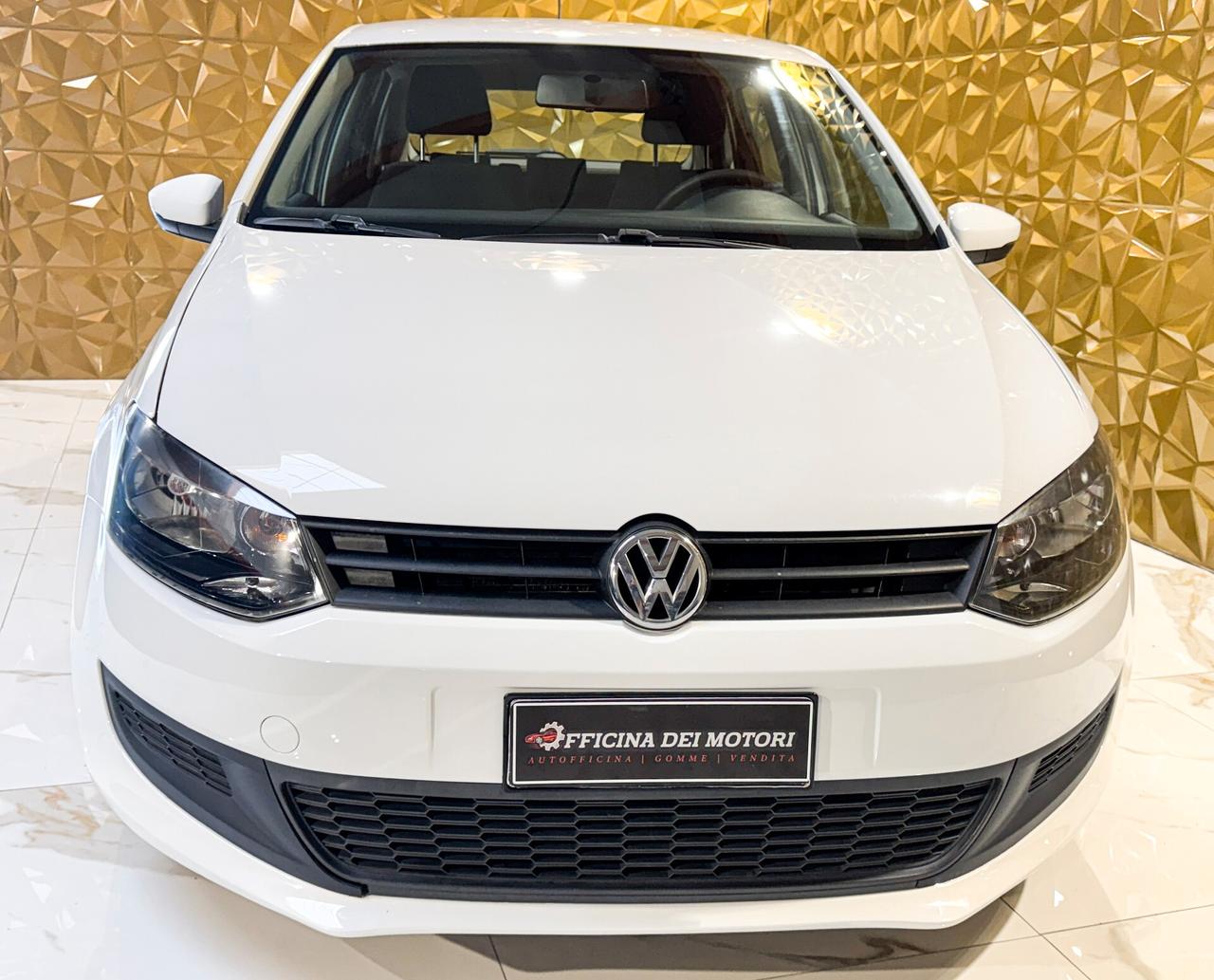 VOLKSWAGEN Polo 5 serie - 2013
