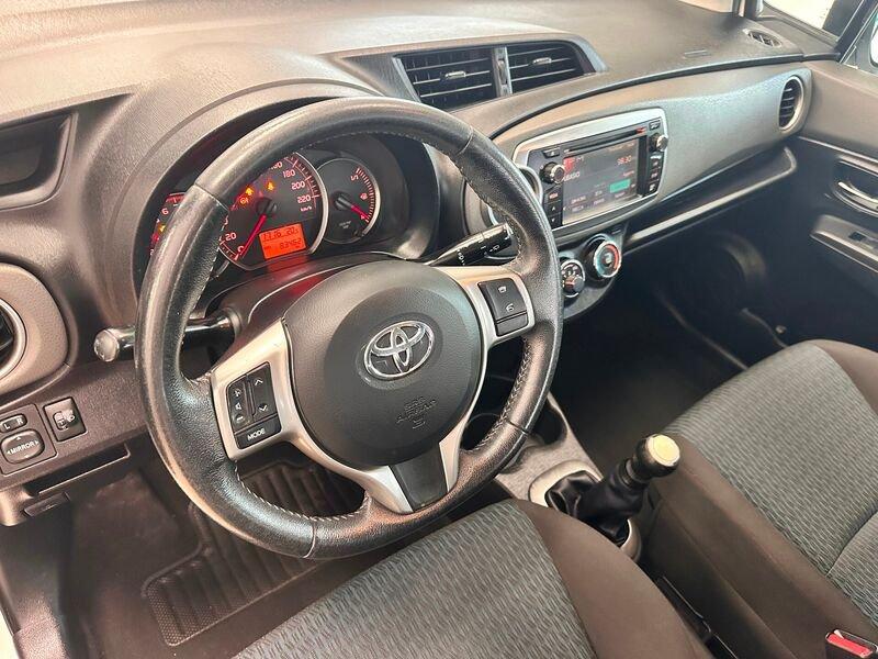 Toyota Yaris Yaris 1.0 5 porte Active