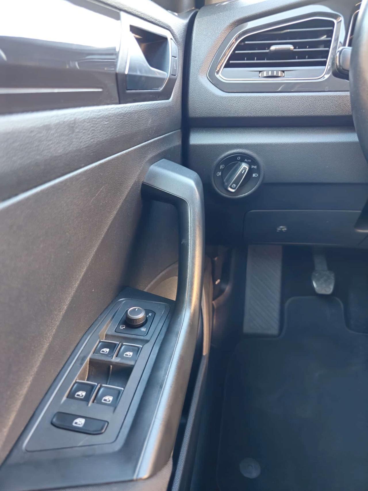 Volkswagen T-Roc 1.6 TDI SCR Advanced BlueMotion Technology