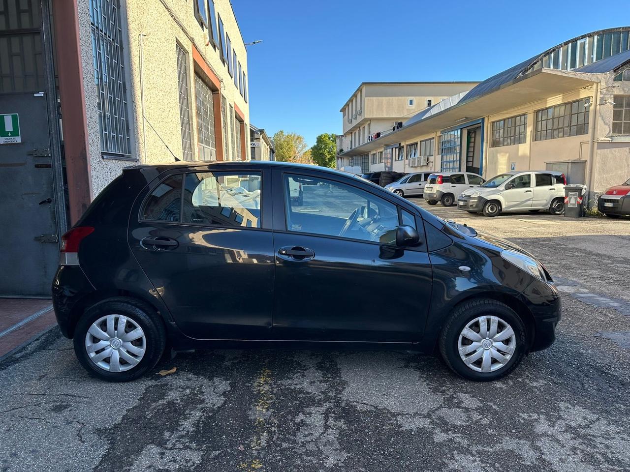 Toyota Yaris 1.0 5 porte Now