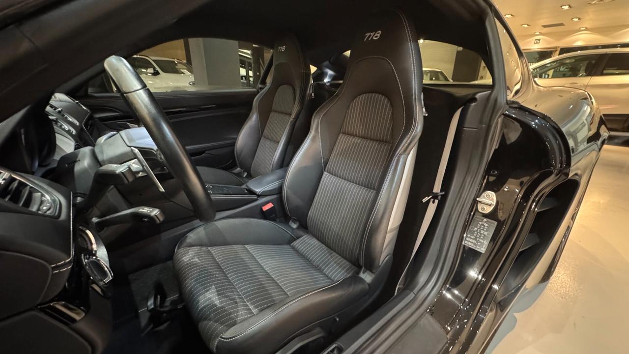 Porsche 718 Cayman 2.0 T 300cv - 2022