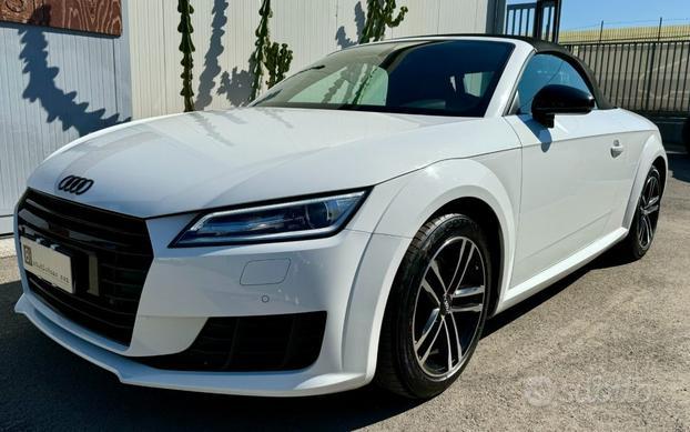 AUDI TT Roadster 2.0 TDI ultra Design
