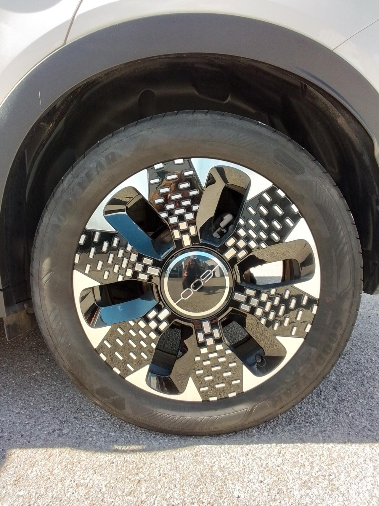 Fiat 600 Hybrid 110 CV DCT MHEV La Prima