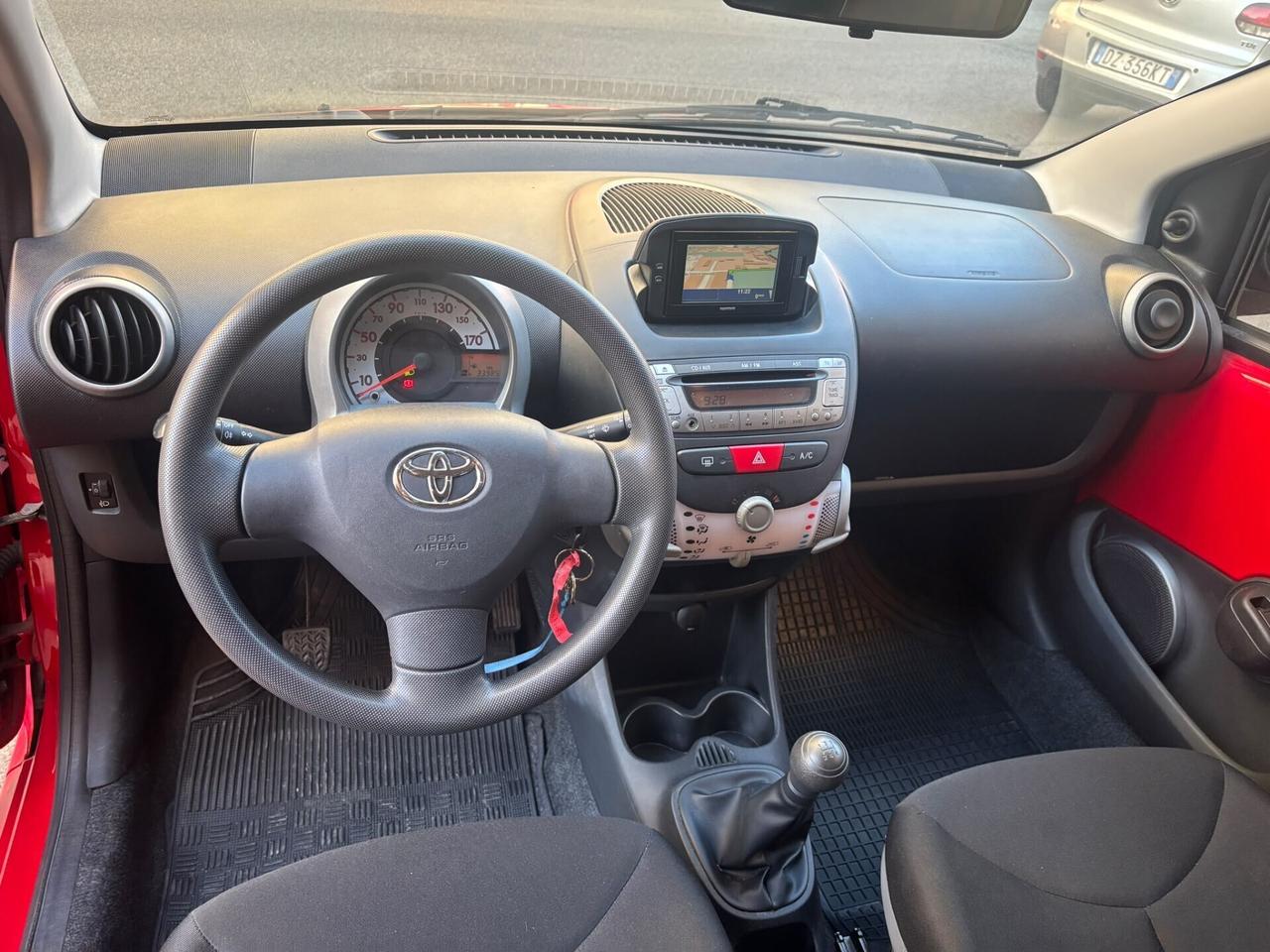 Toyota Aygo 1.0 - PASSAGGIO DI PROPRIETà INCLUSO