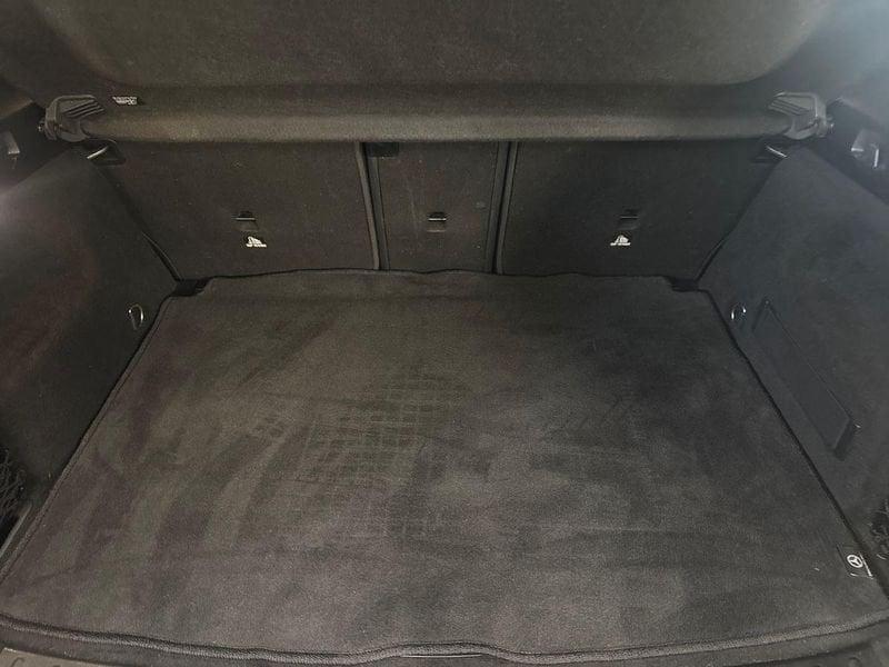 Mercedes-Benz GLA 200 d Premium auto