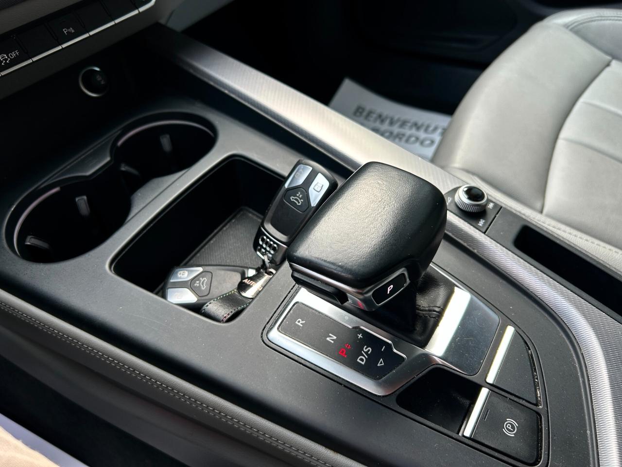 Audi A4 Avant 40 g-tron Stronic Business Adv 22