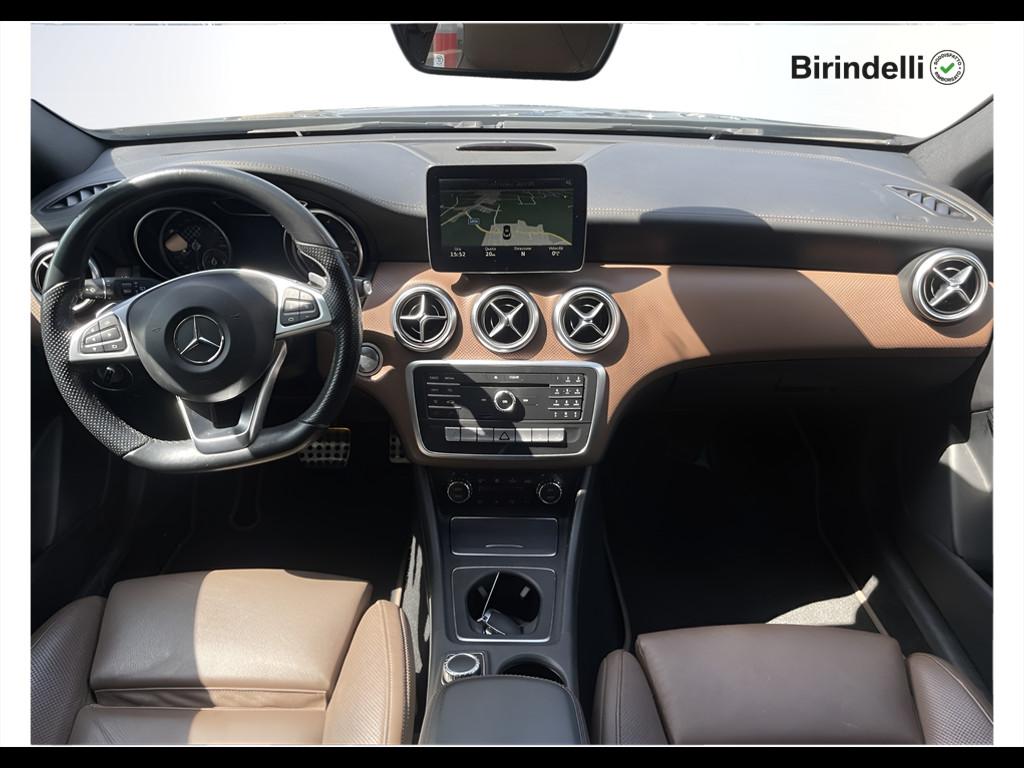 Mercedes-Benz Classe A (W176) - A 180 d Automatic Premium
