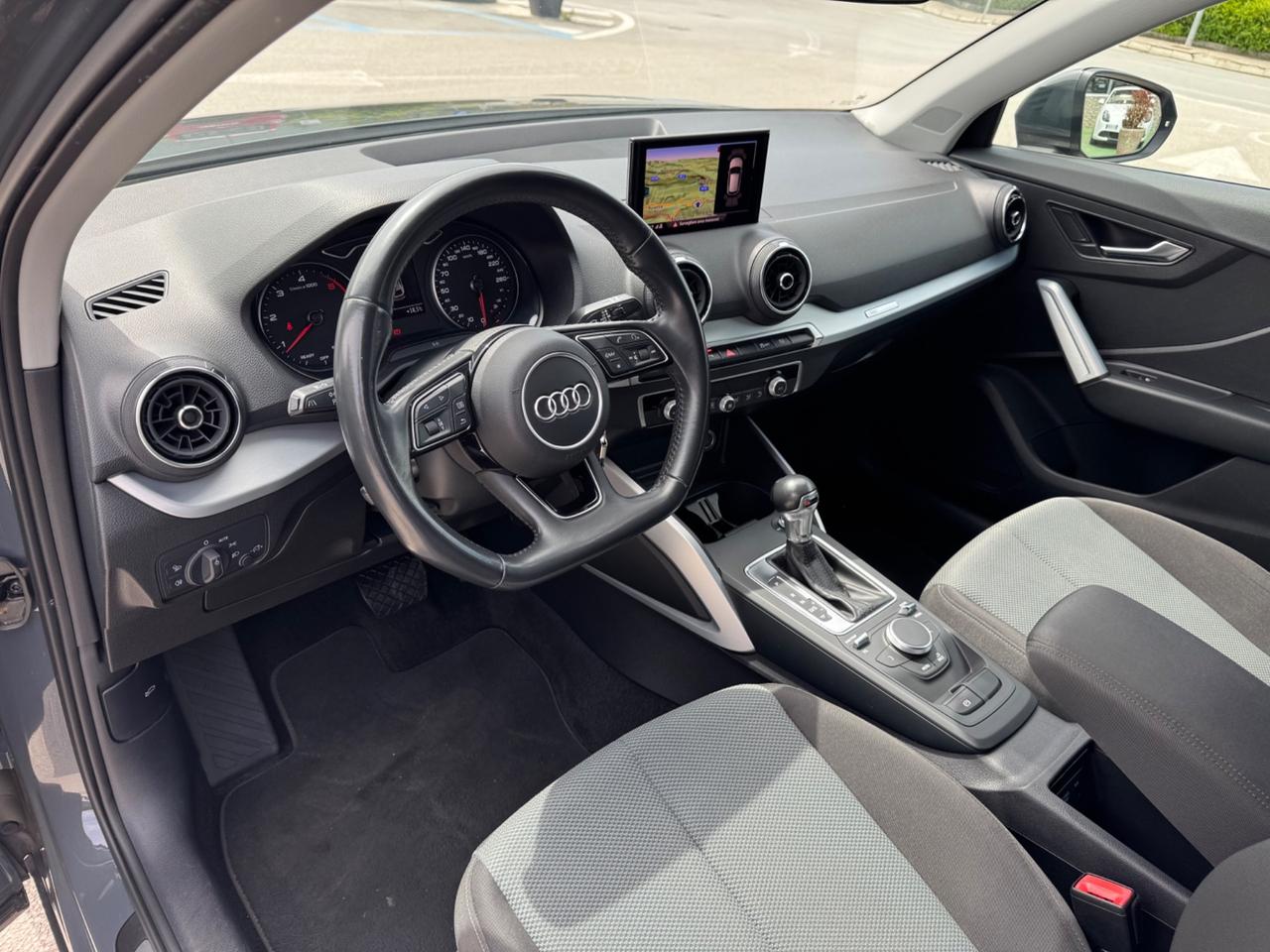 Audi Q2 30 TDI S tronic Identity Black
