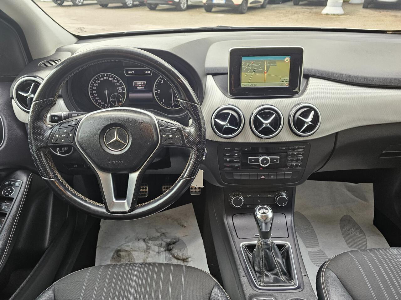 Mercedes-benz B 200 - 2015 - Manuale