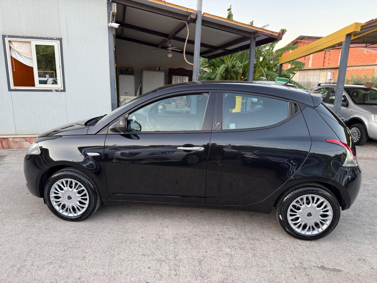 Lancia Ypsilon 1.2 69 CV 5 porte GPL KM CERTIF