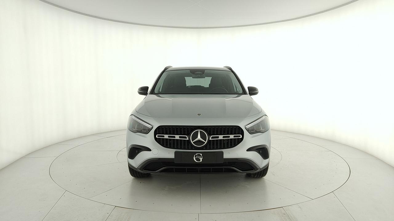 Mercedes-Benz GLA 200 d automatic