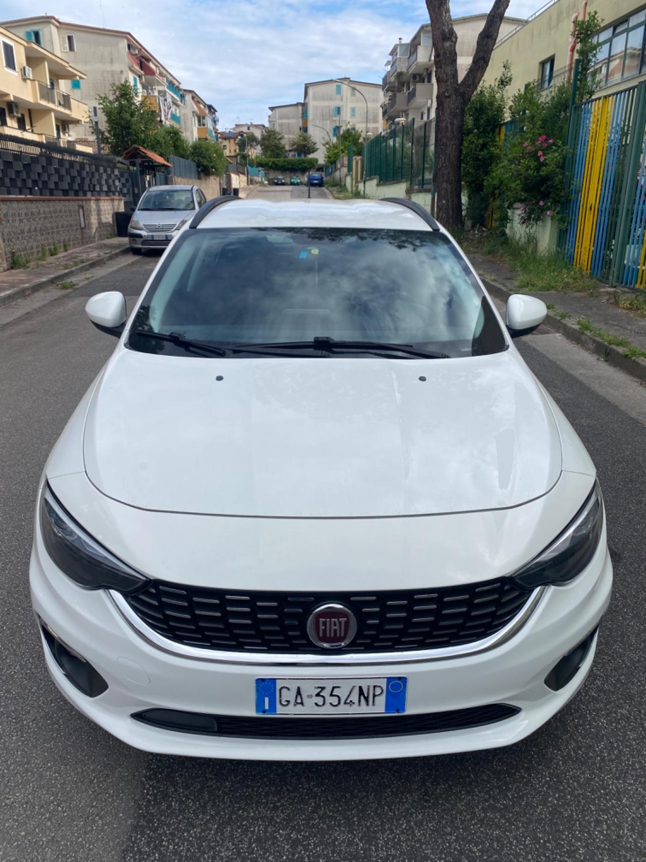 Fiat Tipo 1.6 Multijet Anno 2020 Full Led Navi