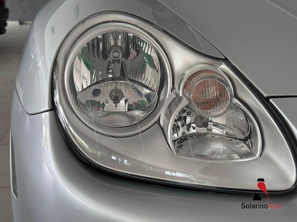 Porsche Cayenne 3.2