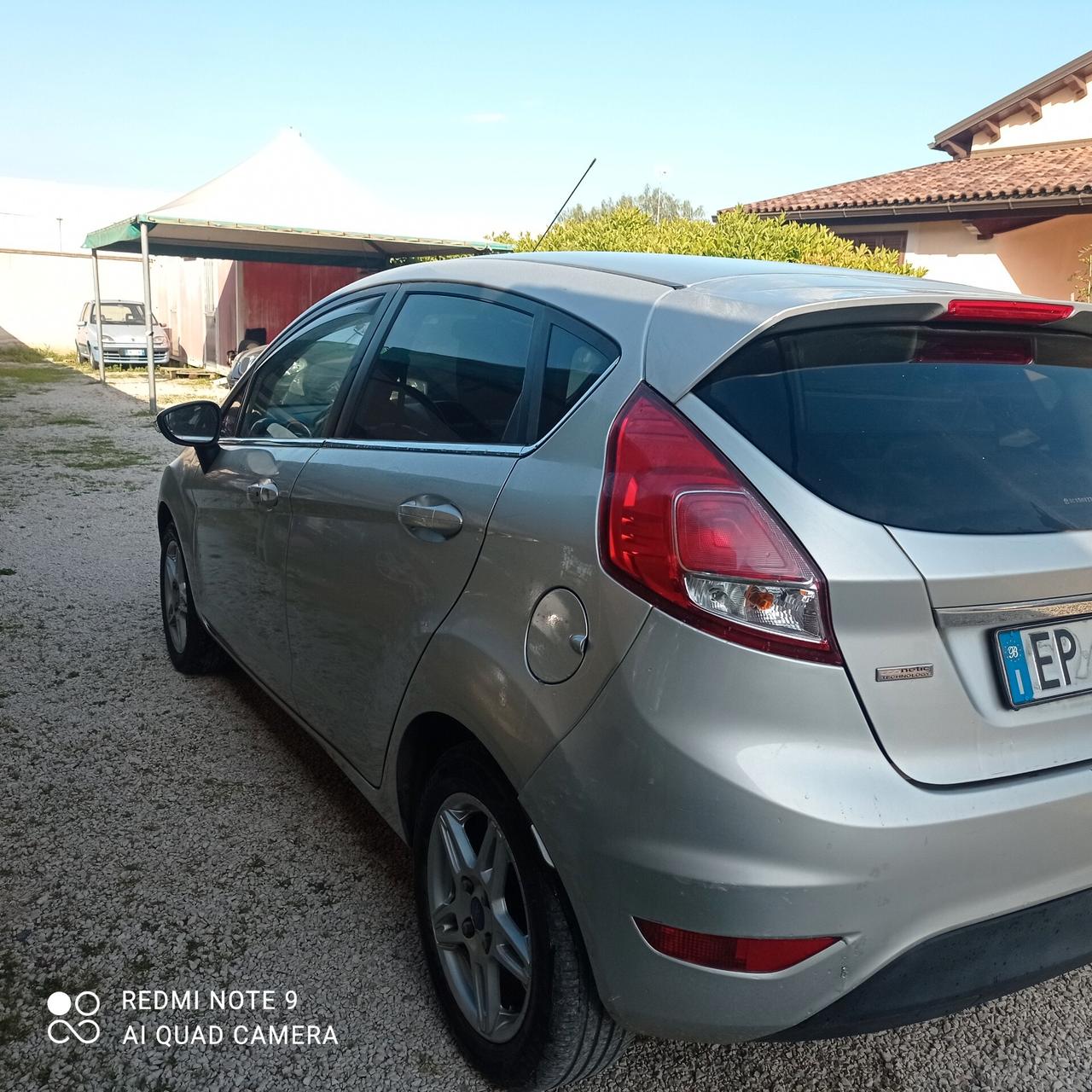 Ford Fiesta 1.5 TDCi 75CV 5 porte Titanium