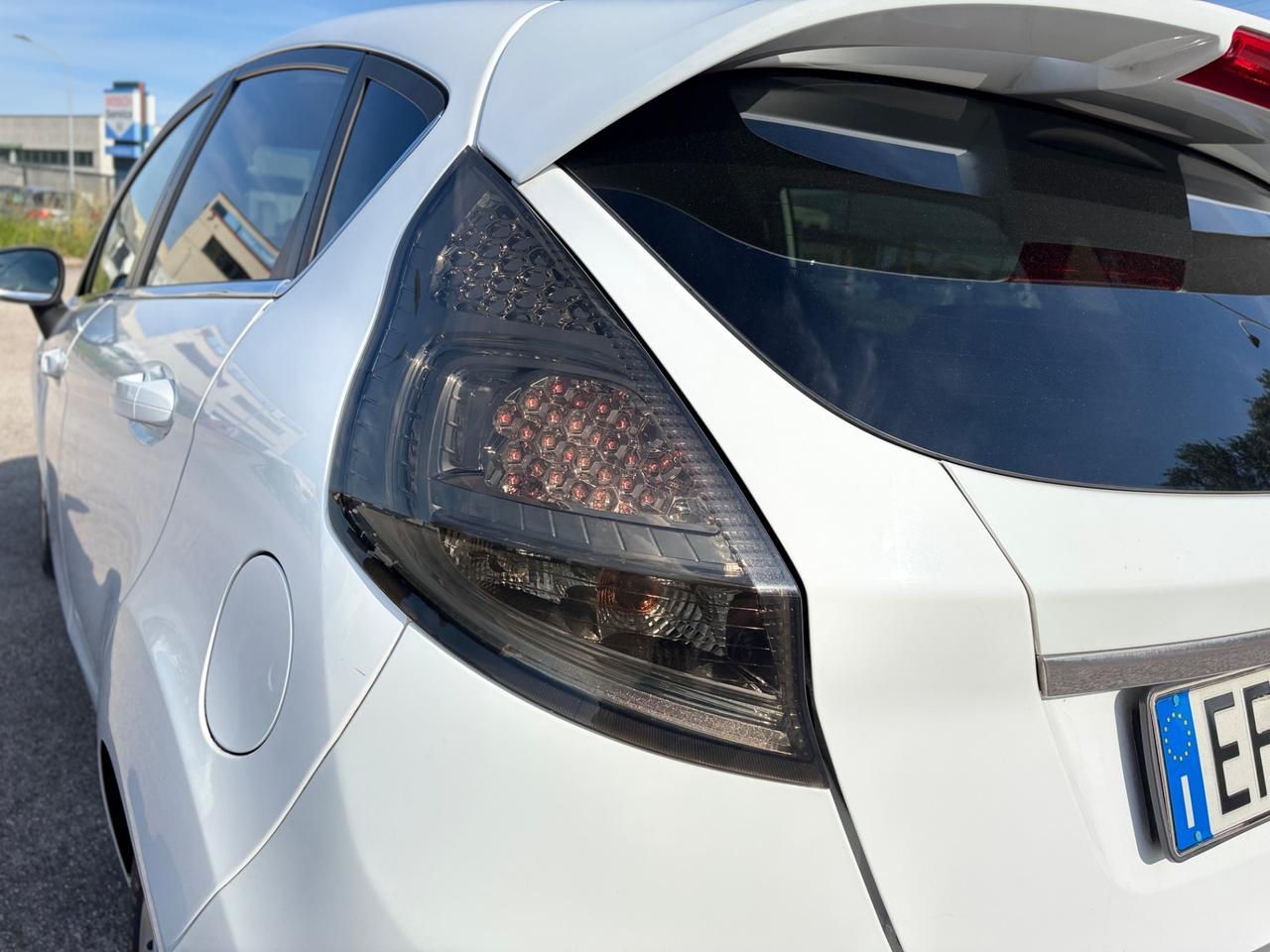 Ford Fiesta 1.4 TDCi 2010 Titanium x neopatentati