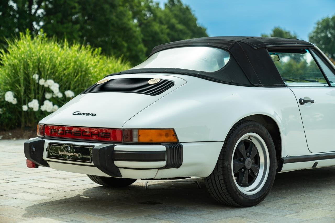 PORSCHE 911 CARRERA 3.2 - RDS01167