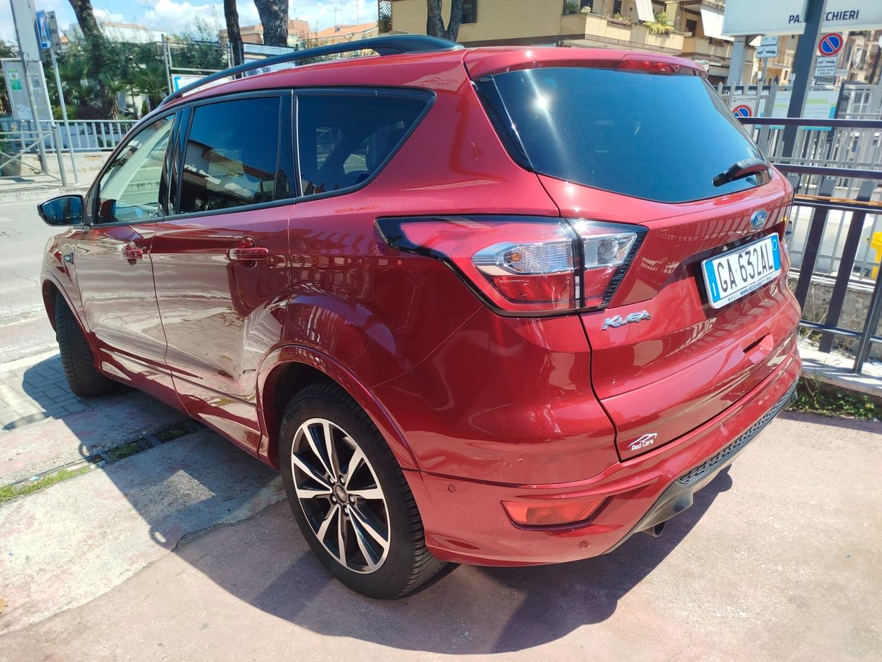 KUGA ST-LINE AWD 150cv *PREZZO VERO* AUTOMATICA- IVA DEDUCIBILE
